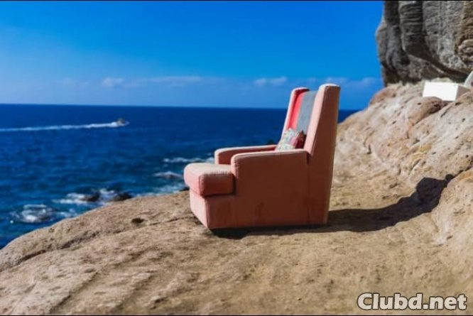 Chair on the beach near the ocean - picture