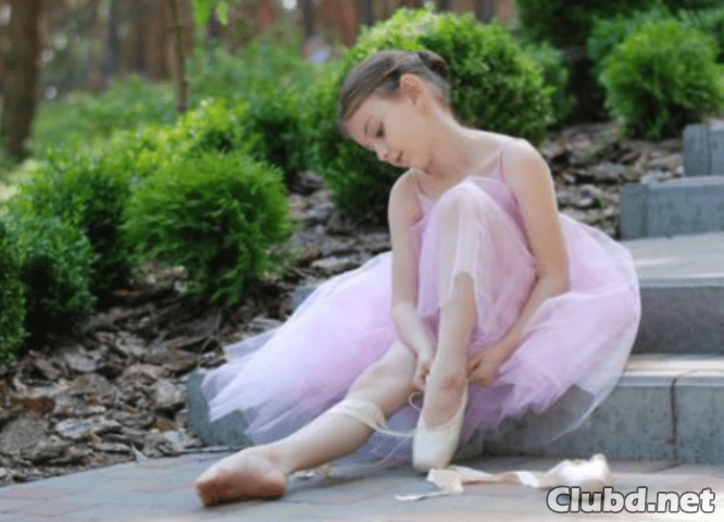Kleine Ballerina im Tütü - Bild